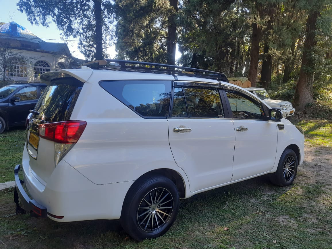 taxi service in dehradun